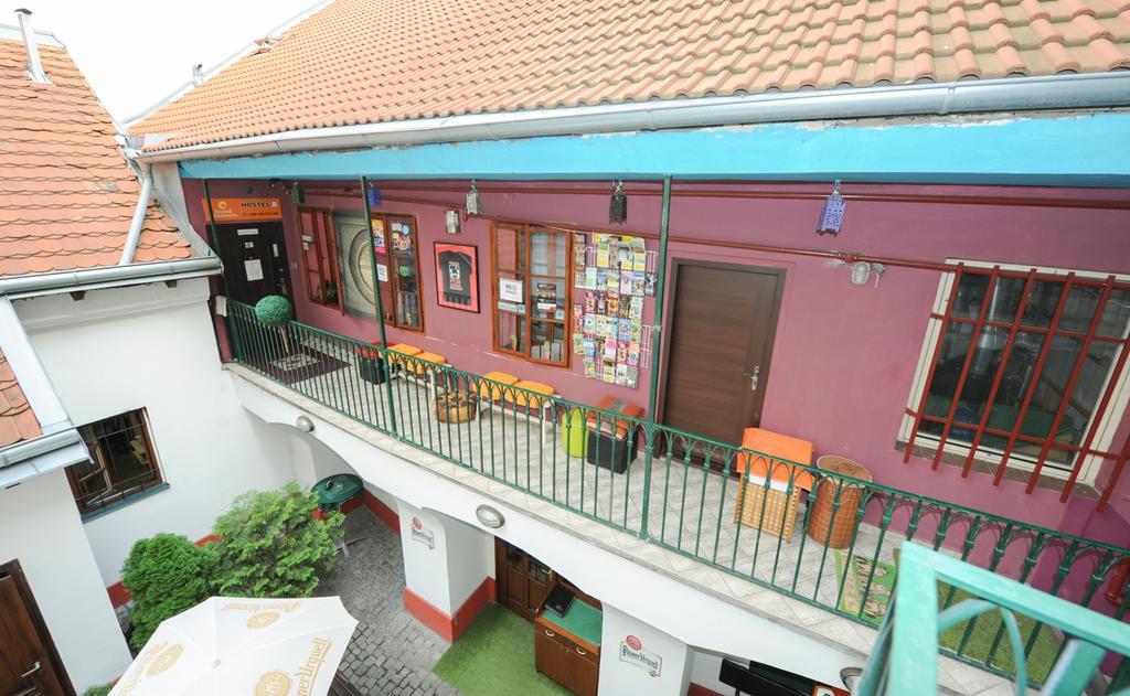 Backpacker Hostel Praag Buitenkant foto