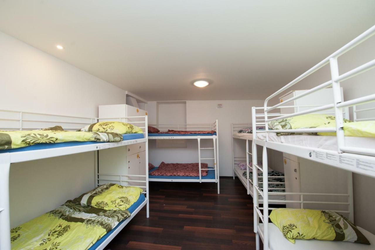 Backpacker Hostel Praag Buitenkant foto