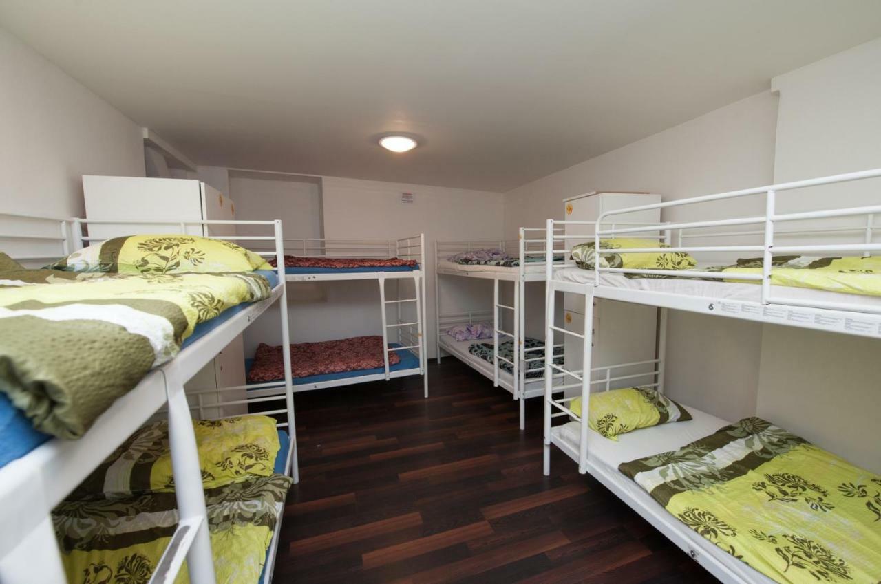 Backpacker Hostel Praag Buitenkant foto